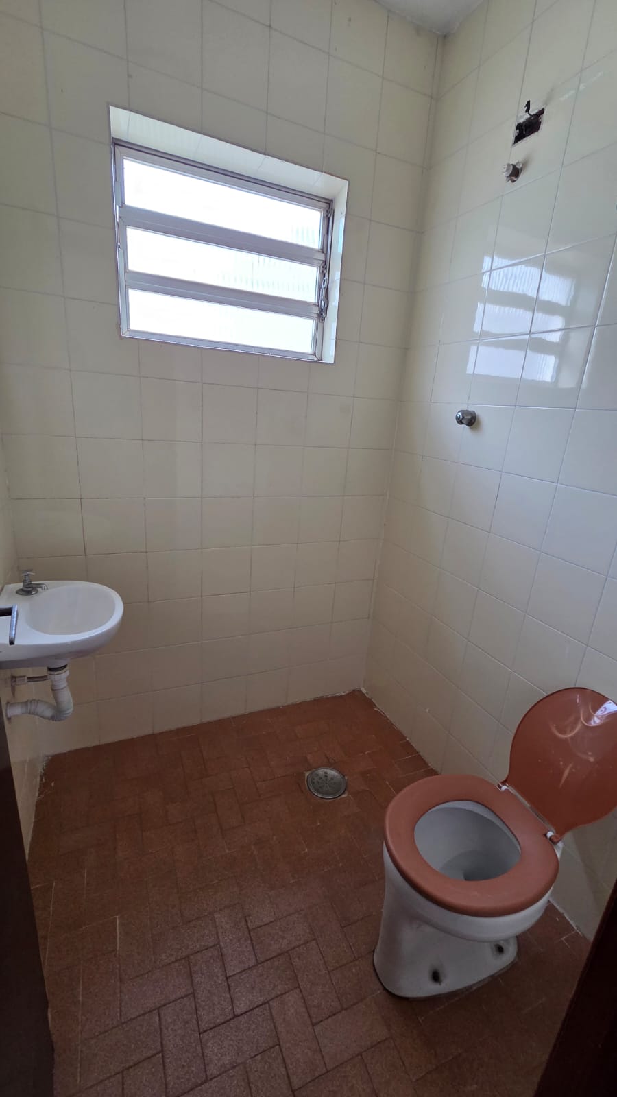 86333